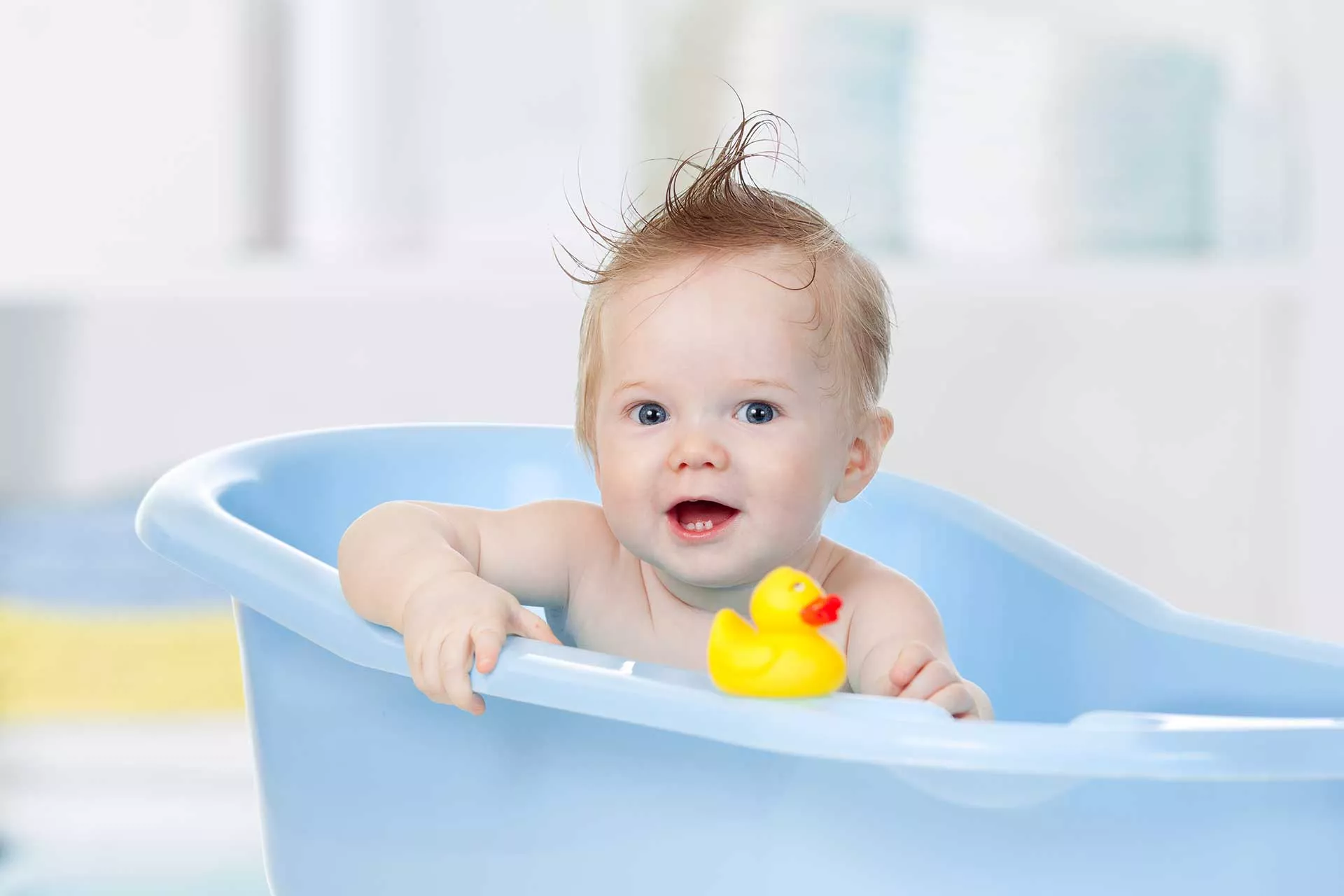 Bebekleri Banyo Yaptırırken Dikkat Edilmesi Gerekenler