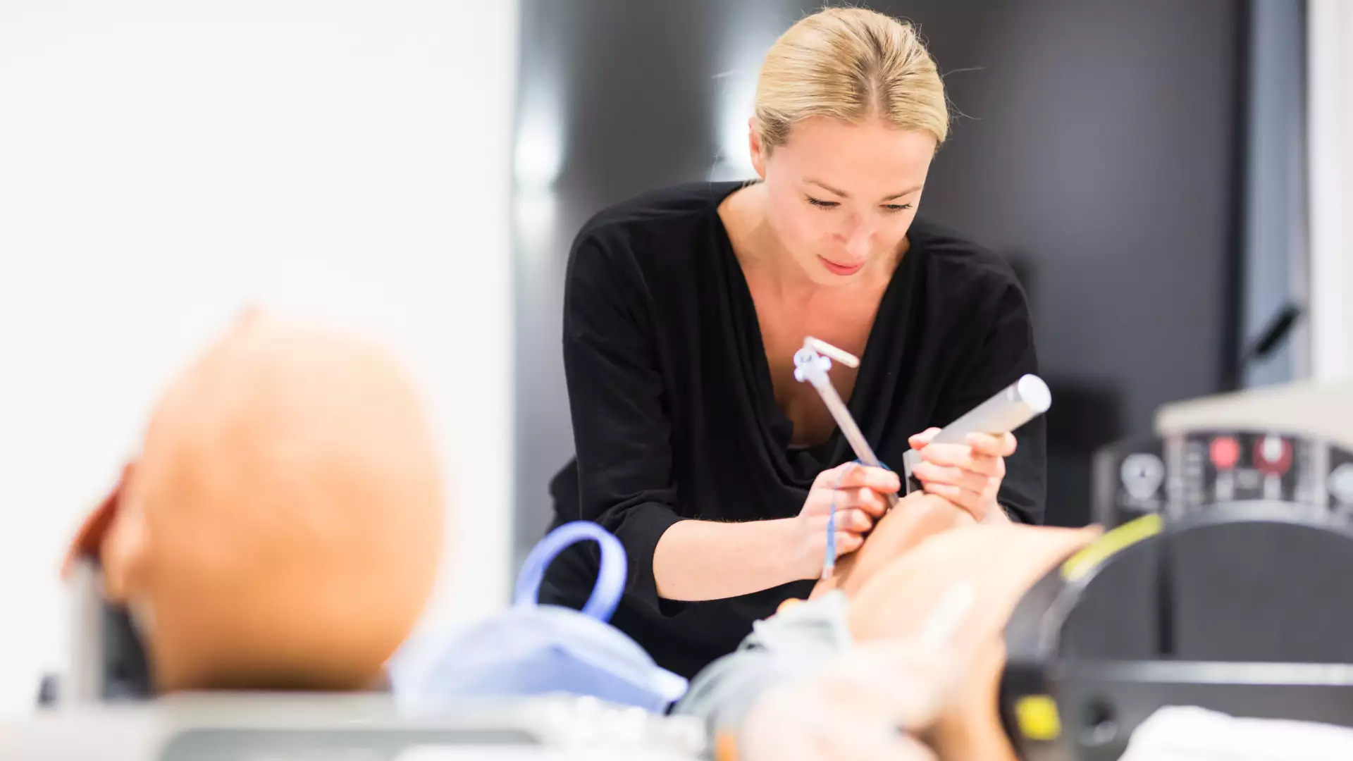What is intubation and how is intubation done?