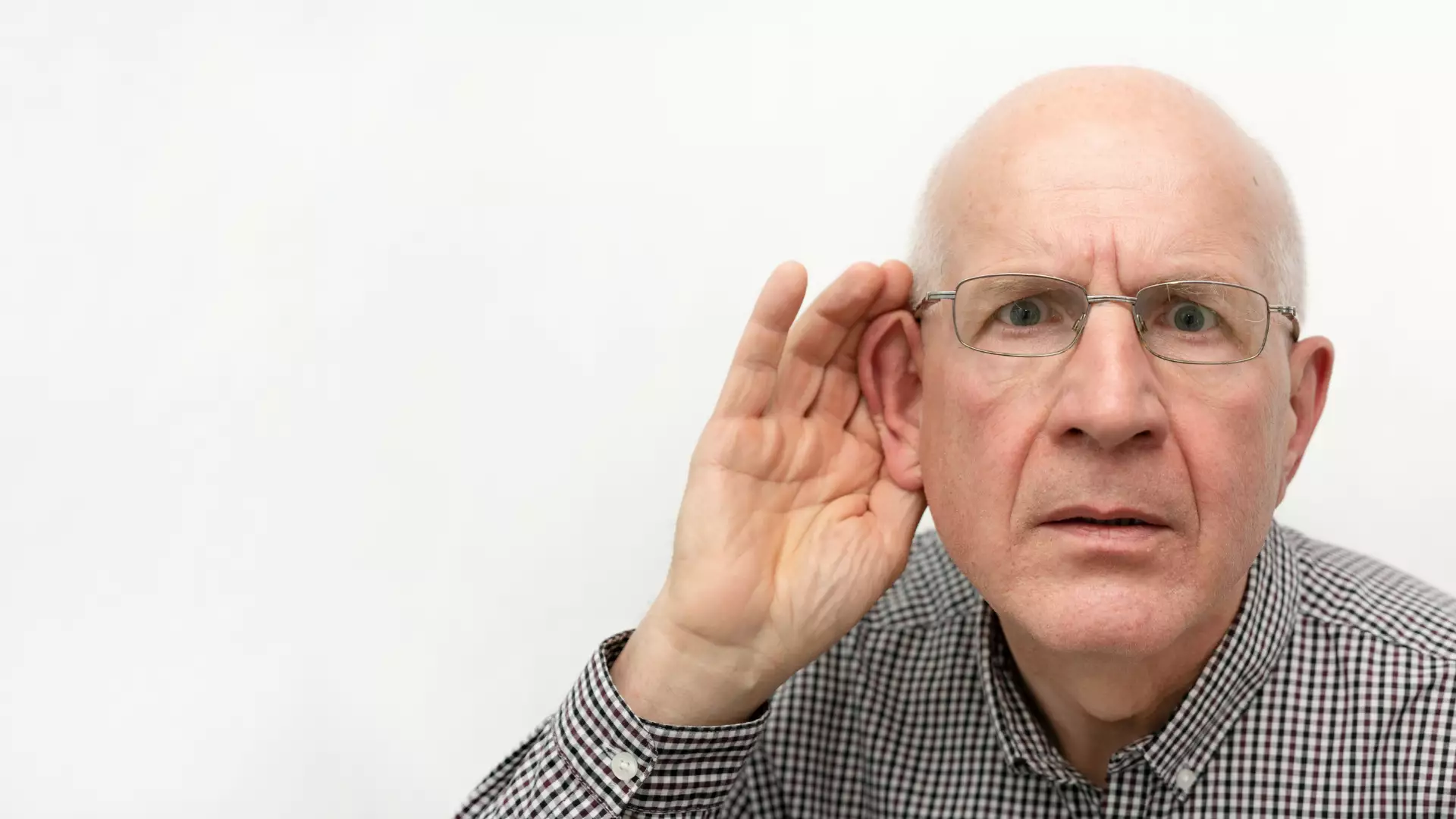 Symptoms of Hearing Loss and Treatment Methods
