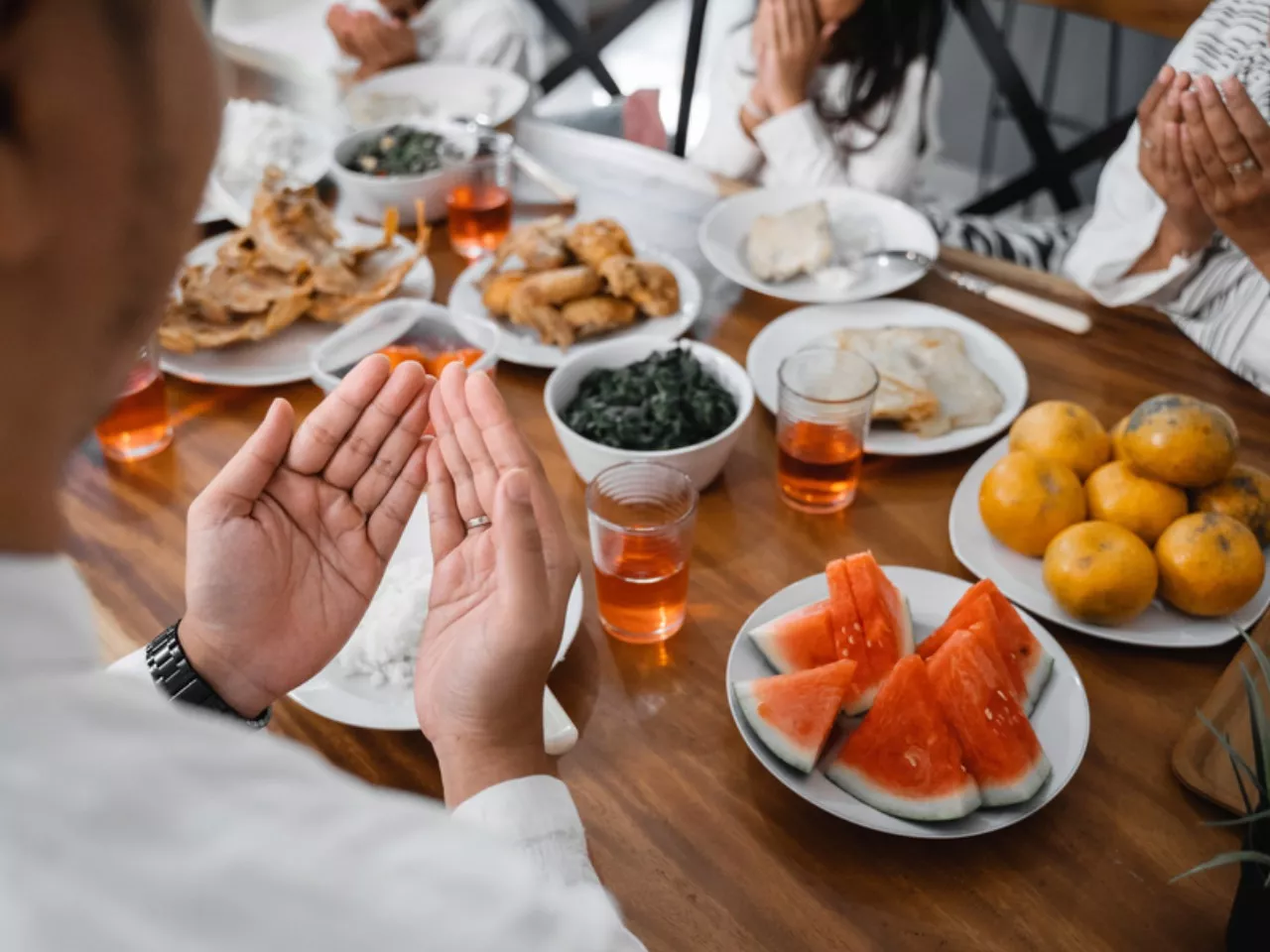 Orucun Sağlığa Faydaları ve Zararları Nelerdir?