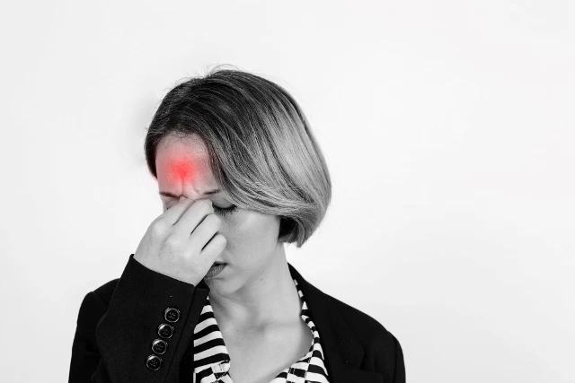 Severe Headache and Migraine: Examination by a Neurology Specialist