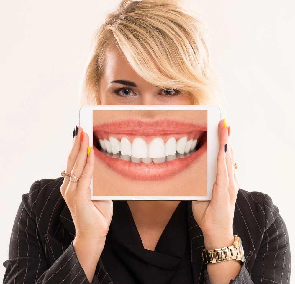 What is Orthodontic Treatment with Transparent Plaques?